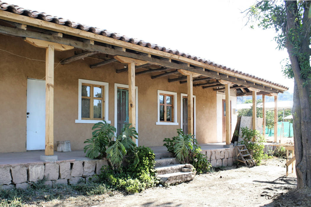 Subsidios de Reparación Patrimonial de Adobe por ALIWEN, ALIWEN arquitectura & construcción sustentable - Santiago ALIWEN arquitectura & construcción sustentable - Santiago Terrace