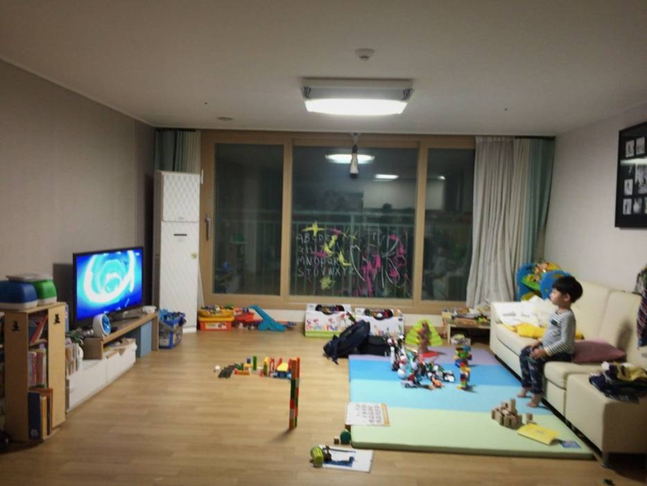 광교 서재형거실 홈스타일링(Kwanggyo APT), homelatte homelatte Living room