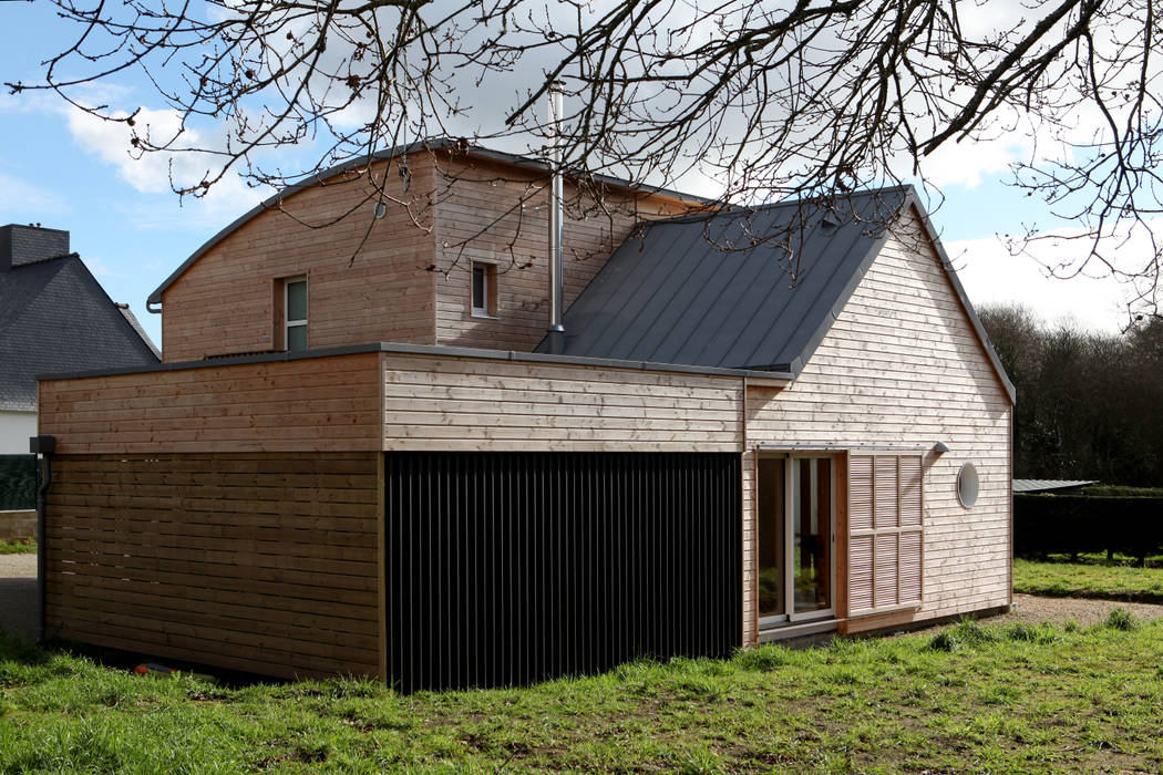 MATERIAUX NATURELS ET HABITAT SAIN POUR UNE MAISON RT2012 A RIEC SUR BELON EN BRETAGNE, Patrice Bideau a.typique Patrice Bideau a.typique Casas modernas: Ideas, imágenes y decoración Decoración y accesorios