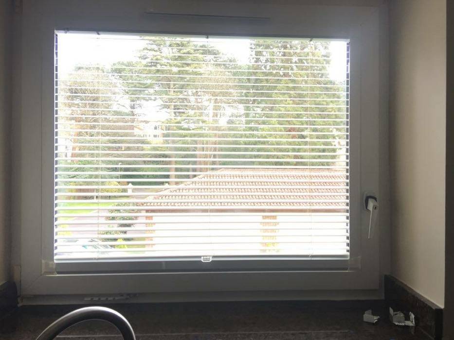 Perfect fit blinds on tilt and turn windows homify