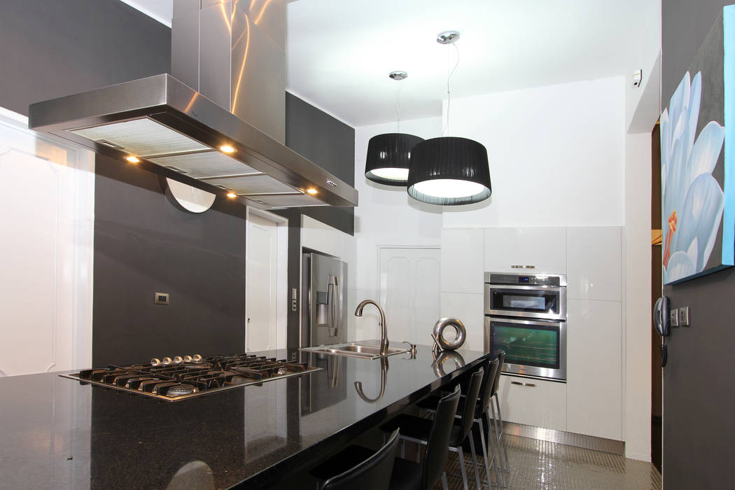 PH 525, Arq Renny Molina Arq Renny Molina Modern Kitchen