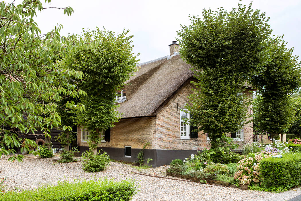 Restauratie Boerderij, Brand I BBA Architecten Brand I BBA Architecten Rumah Gaya Rustic