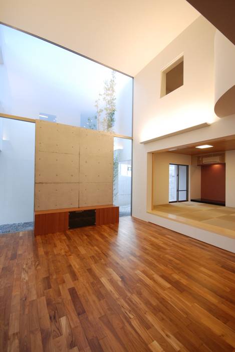 HKM-house , 門一級建築士事務所 門一級建築士事務所 Salones modernos Madera Acabado en madera