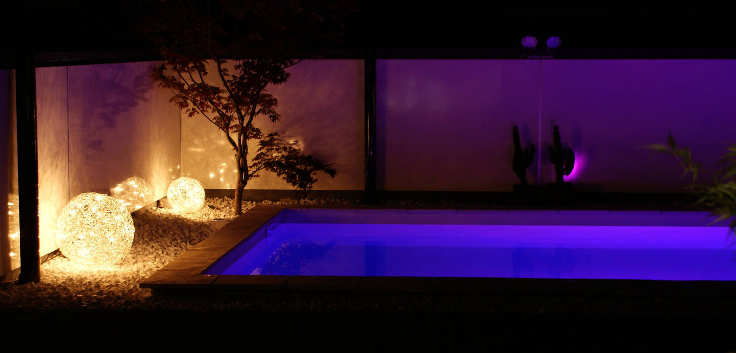 PISCINA PRIVATA, Studio Tecnico Magenis Professionisti Associati Studio Tecnico Magenis Professionisti Associati ミニマルスタイルの プール