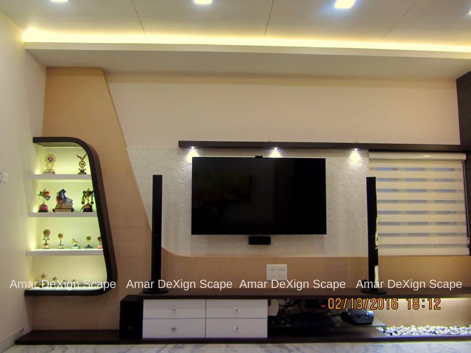 Mr.Senthil & Family Interior Renovation , Amar DeXign Scape Amar DeXign Scape غرفة المعيشة