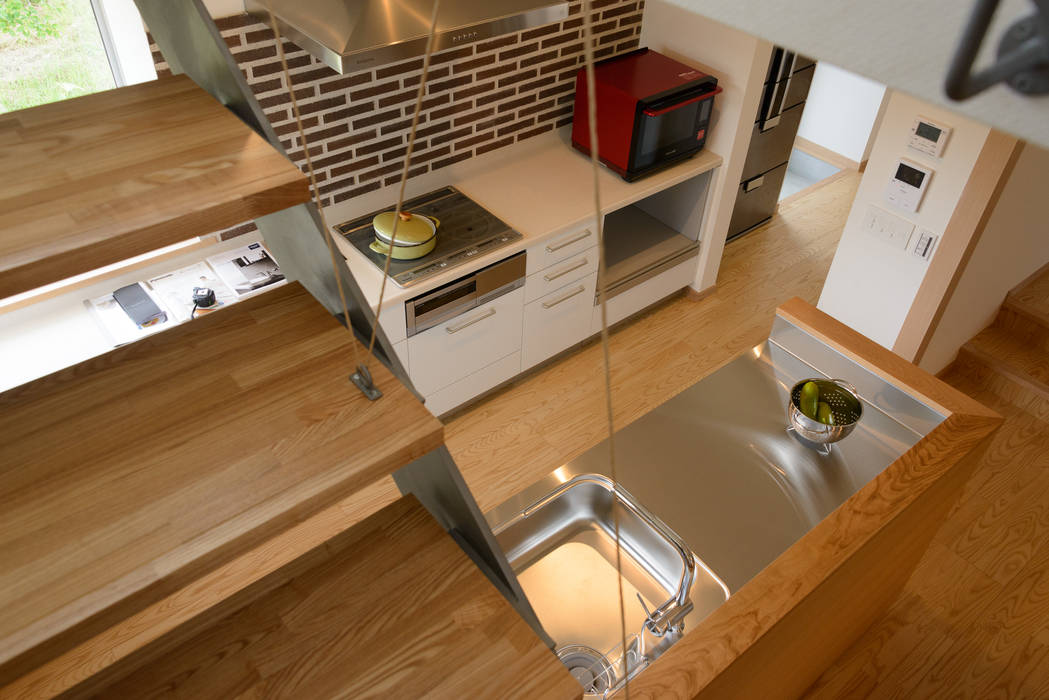 みかんと段々畑, 風景のある家.LLC 風景のある家.LLC Cocinas de estilo escandinavo Madera Acabado en madera