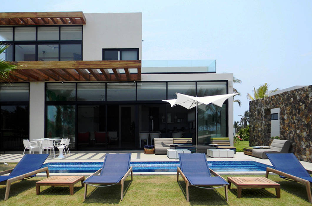 Villa Amanda, Acapulco, MAAD arquitectura y diseño MAAD arquitectura y diseño حديقة Furniture