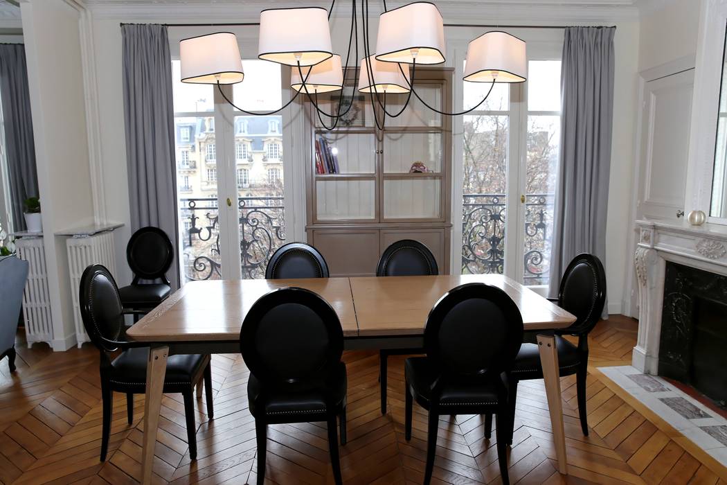 Agencement contemporain d’un appart Haussmannien, Agence Laurent Cayron Agence Laurent Cayron Modern Dining Room