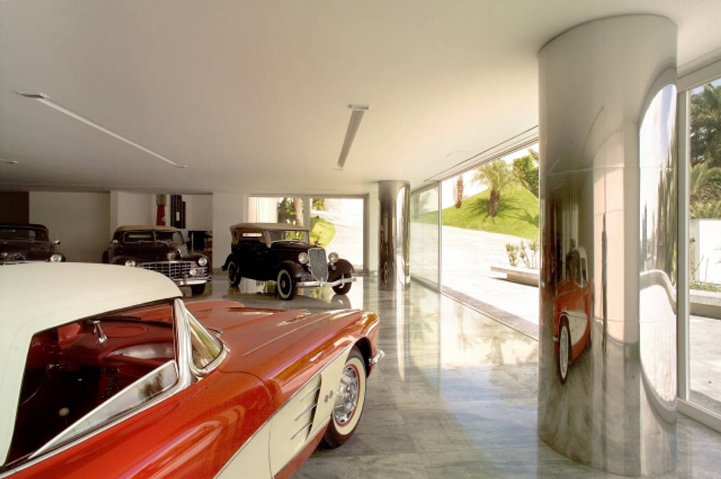 Casa Mangabeiras 2, Lanza Arquitetos Lanza Arquitetos 車庫/遮陽棚