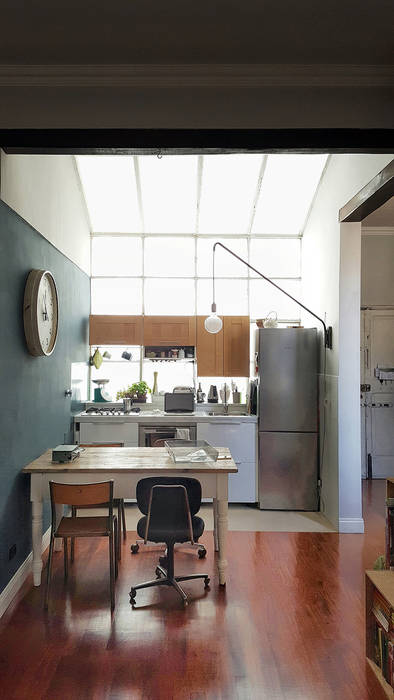 OSTIENSE FLAT, Mohamed Keilani | MGK Studio Mohamed Keilani | MGK Studio Industrial style kitchen