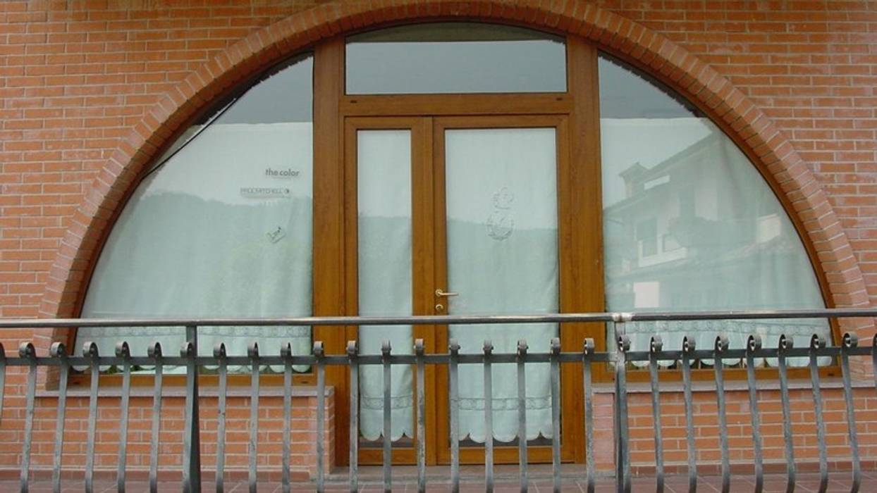 PRODUZIONE E ASSISTENZA INFISSI IN PVC, Tecno Metal Professional Welding Tecno Metal Professional Welding Pintu & Jendela Modern Windows