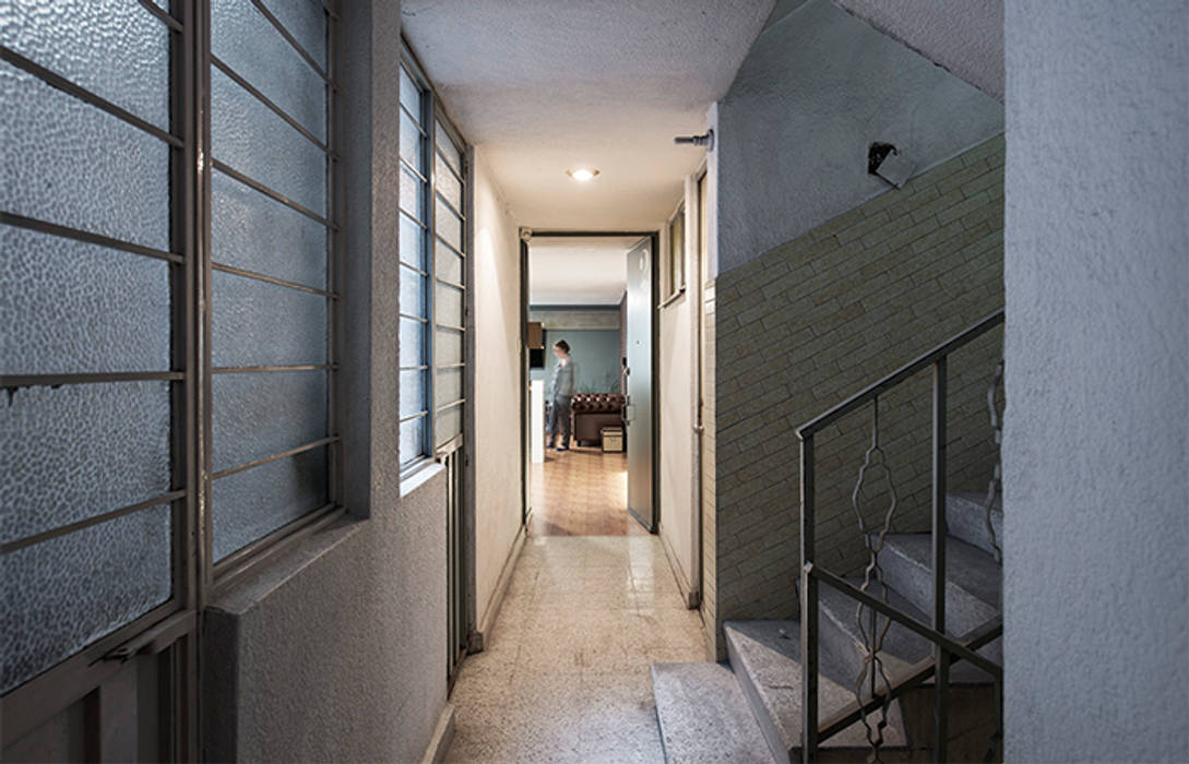 Entrada Prados#2 MX Taller de Arquitectura & Diseño Pasillos, vestíbulos y escaleras industriales acceso,vintage,loft,mxTAD