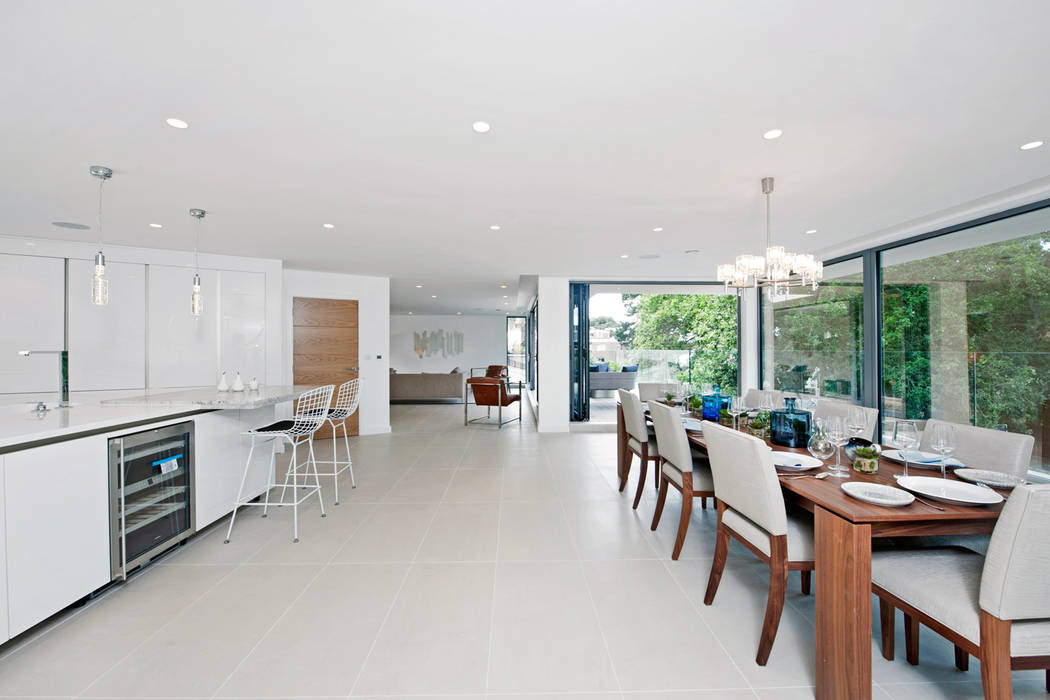 Brudenell Avenue, Canford Cliffs, Poole, David James Architects & Partners Ltd David James Architects & Partners Ltd Modern dining room