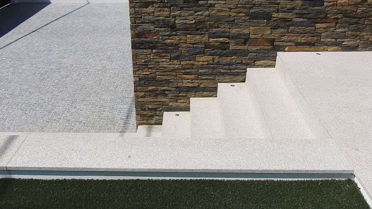 Nowoczesne domy od Jesus Correia Arquitecto Nowoczesny