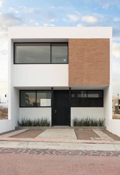 Fachada Casa Pedregal Región 4 Arquitectura Casas minimalistas Ladrillos Fachada,Tabique,Ladrillo,Casa,Querétaro,Arquitectura,Diseño