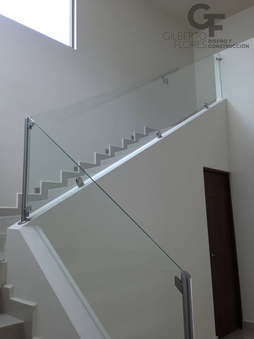 CAROLCO 2, GF ARQUITECTOS GF ARQUITECTOS Modern corridor, hallway & stairs