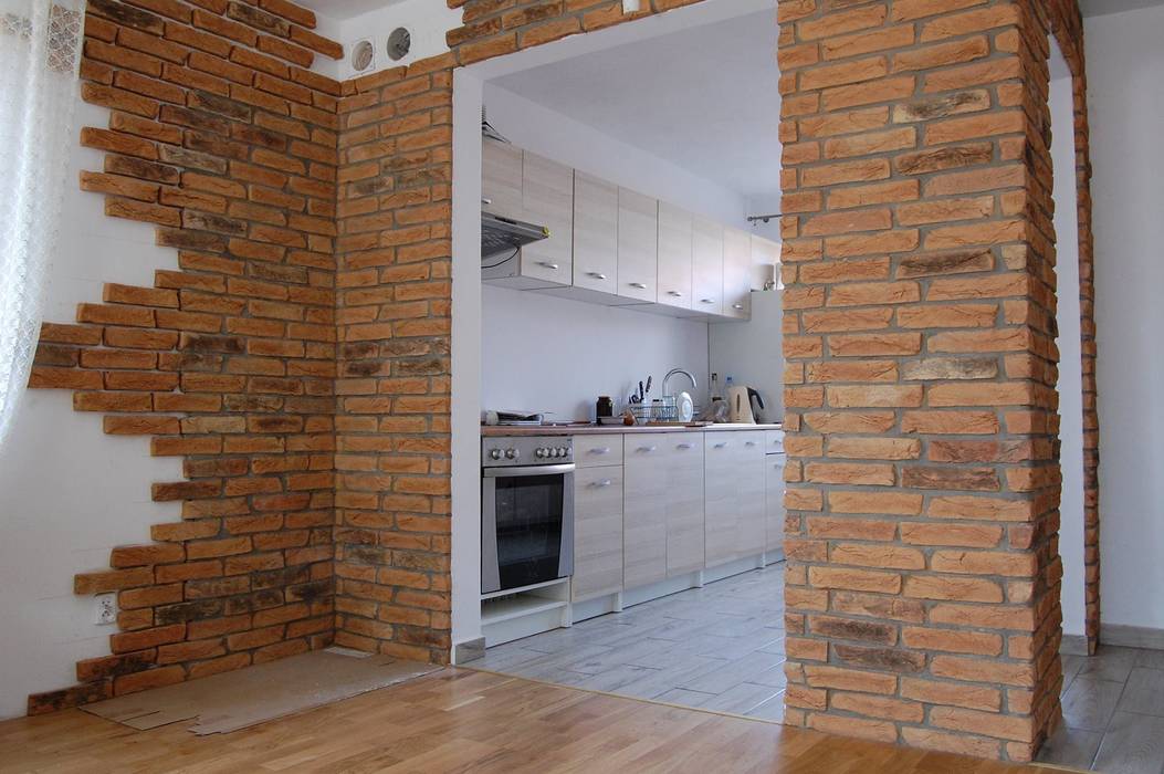 RETRO LINE, ITA Poland s.c. ITA Poland s.c. Rustic style corridor, hallway & stairs Bricks