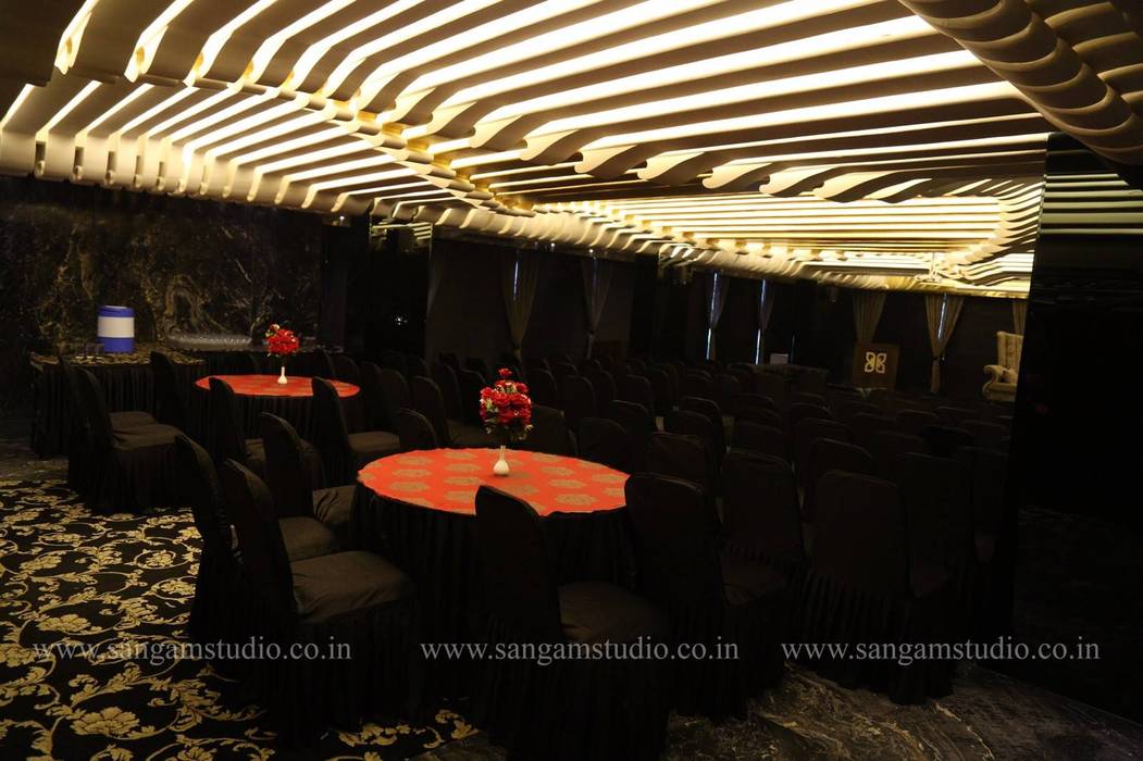 restaurant complex, Vinyaasa Architecture & Design Vinyaasa Architecture & Design Espacios comerciales Bares y Clubs