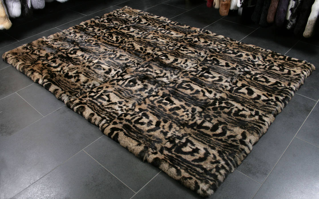 Schoner Teppich In Katzenmuster Von Lars Paustian International