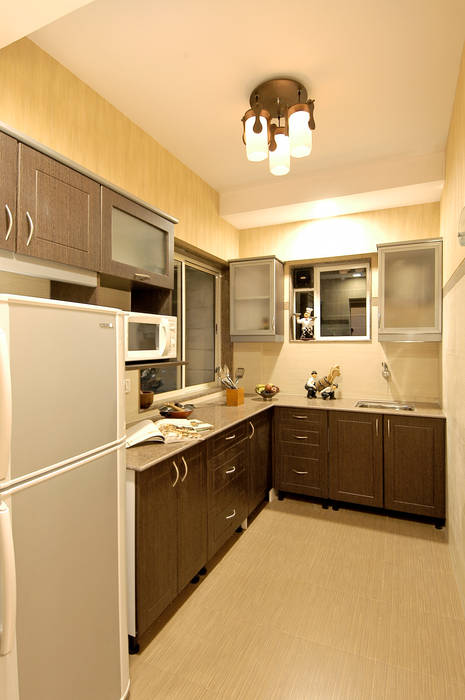 homify Modern kitchen Plywood