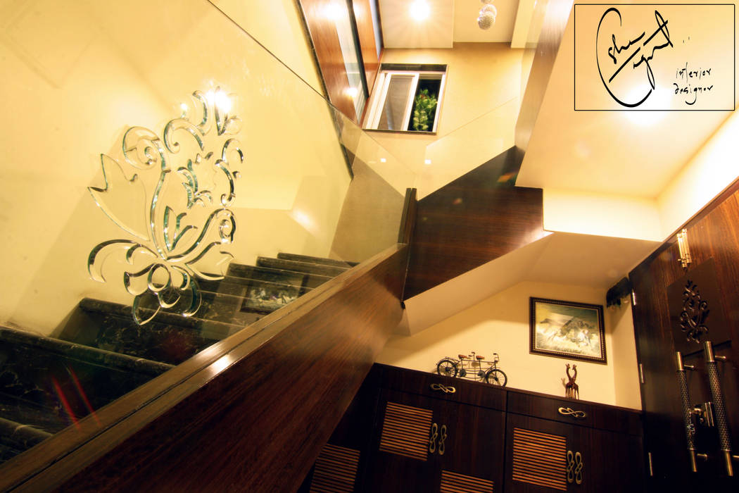 A Duplex Apartment, Raipur, ES Designs ES Designs Modern corridor, hallway & stairs