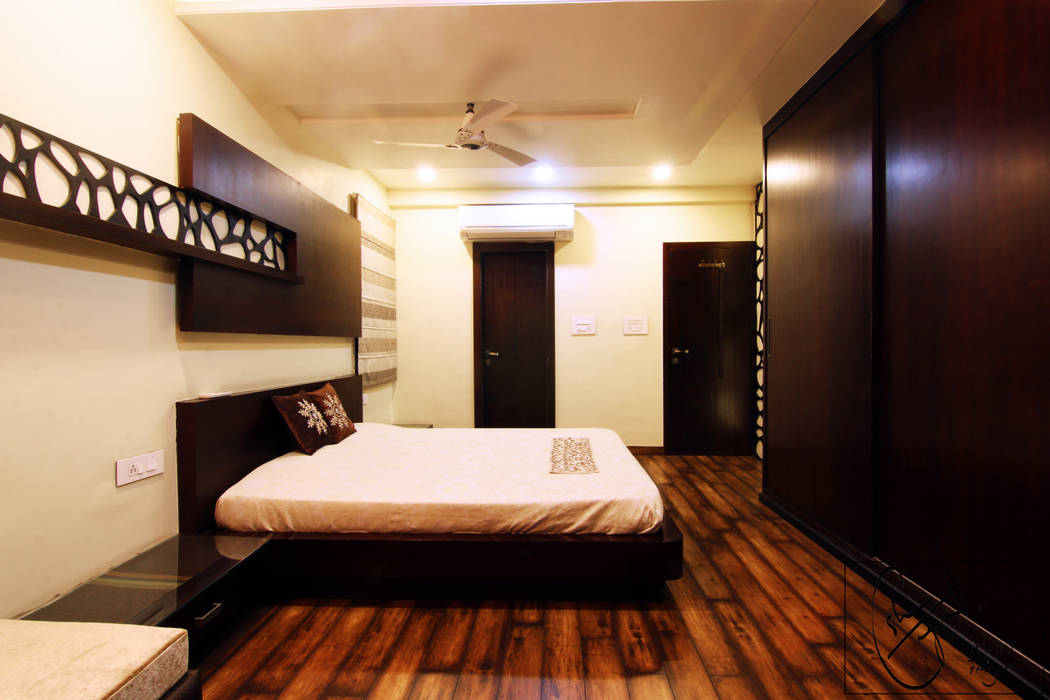 A Duplex Apartment, Raipur, ES Designs ES Designs Modern style bedroom