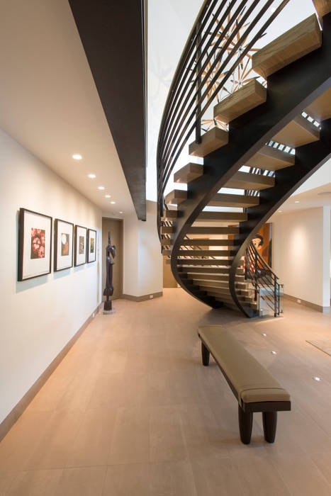 Buitengewone trap in prachtige woning in Aspen (Colorado), EeStairs | Stairs and balustrades EeStairs | Stairs and balustrades Modern Corridor, Hallway and Staircase Wood Wood effect