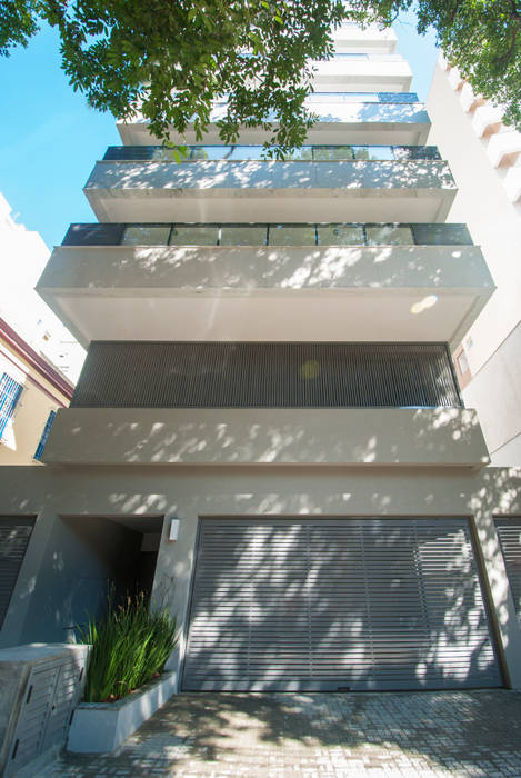 EDIFÍCIO GIO PONTI | Tijuca - Rio de Janeiro, Tato Bittencourt Arquitetos Associados Tato Bittencourt Arquitetos Associados Modern houses