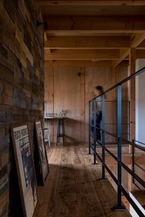 ishibe house, ALTS DESIGN OFFICE ALTS DESIGN OFFICE ทางเดินแบบชนบททางเดินและบันได ไม้ Wood effect