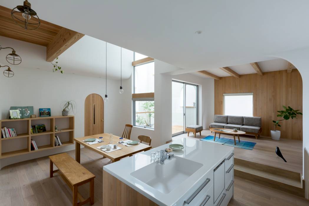 Otsu House, ALTS DESIGN OFFICE ALTS DESIGN OFFICE Kitchen Wood Wood effect