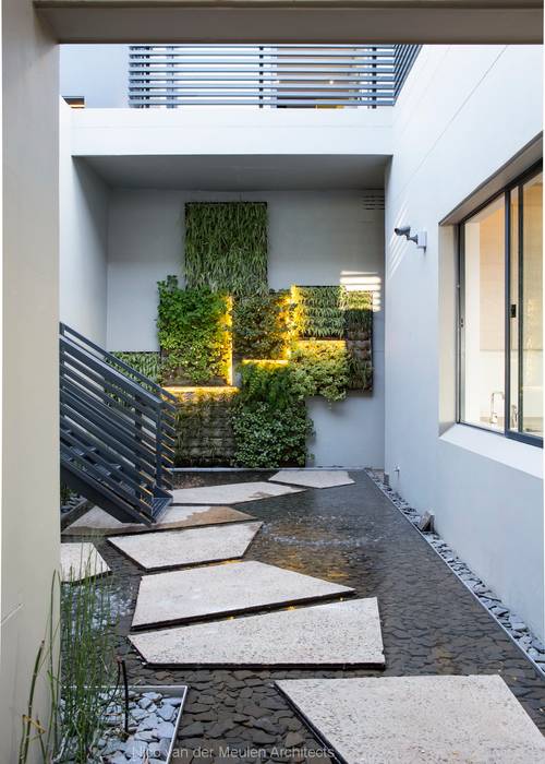 Concrete House , Nico Van Der Meulen Architects Nico Van Der Meulen Architects Vườn phong cách hiện đại