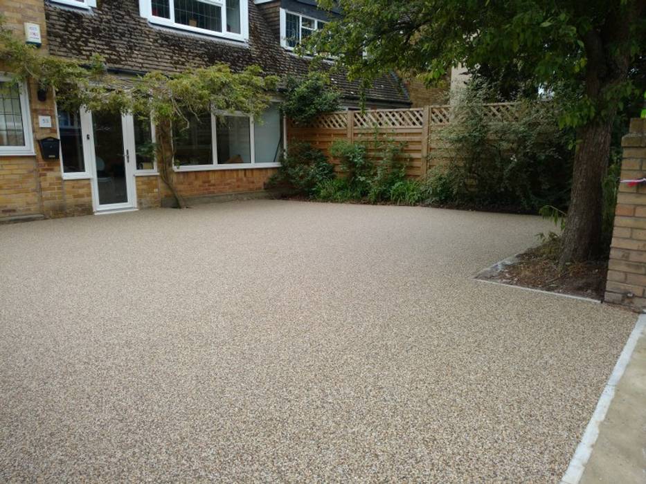 Alternative surface for driveways Permeable Paving Solutions UK Modern walls & floors Granite resin,paving,surfacing,gravel,driveway,eco,alternative surface,driveway surface