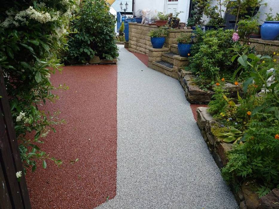 Alternative surface to concrete, tarmac, imprinted concrete. Permeable Paving Solutions UK Classic style garden Stone alternative surface,garden paths,walkways,resin bound paving,resin bound gravel,Sheffield