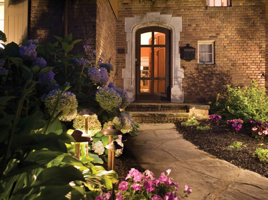Curb Appeal Ideas, Simran Kohli Simran Kohli Moderne Häuser
