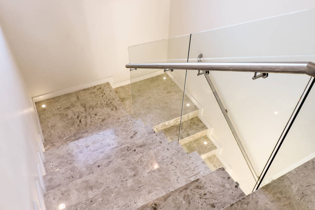 Casa RM53 Cecyn Arquitetura + Design Corredores, halls e escadas modernos Granito