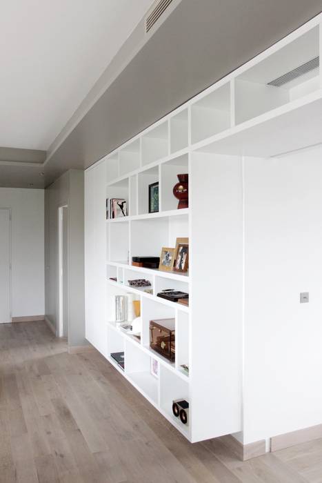 Appartement Neuilly, Olivier Stadler Architecte Olivier Stadler Architecte Modern dining room