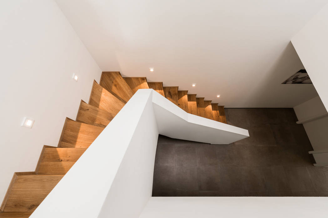 Einfamilienhaus TW12, Hellmers P2 | Architektur & Projekte Hellmers P2 | Architektur & Projekte Modern corridor, hallway & stairs Wood Wood effect