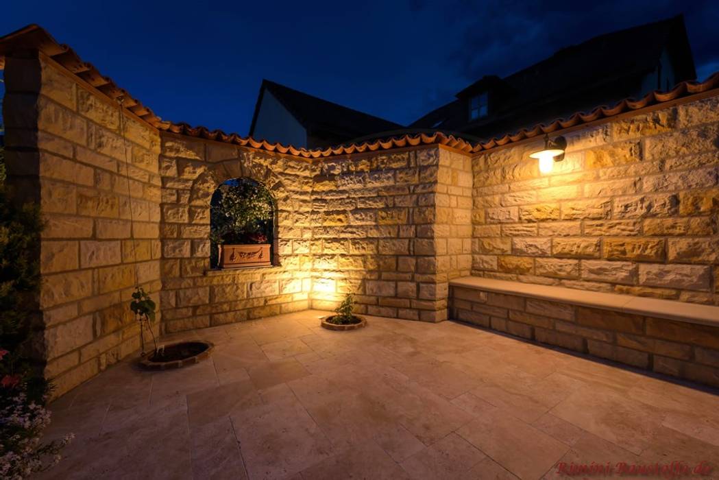 Steingarten zum Wohlfühlen in warmen Licht Rimini Baustoffe GmbH Mediterraner Garten Beton Sommer,mauer