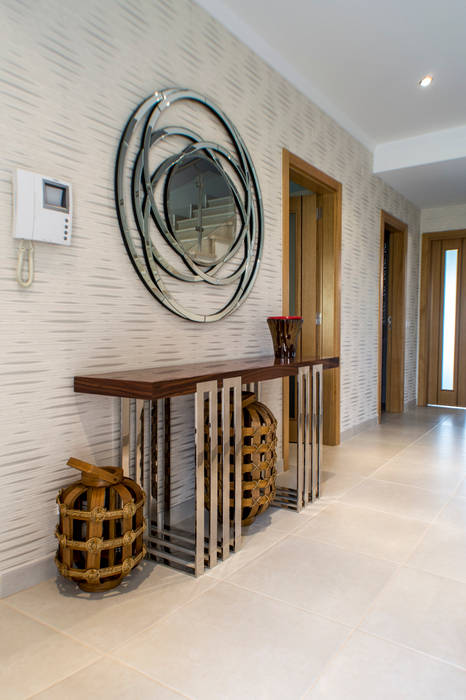 Moradia 20 Algarve Atelier Ana Leonor Rocha Corredores, halls e escadas modernos Bege