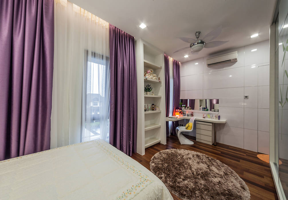 Majestic Contemporary | BUNGALOW , Design Spirits Design Spirits Minimalist bedroom