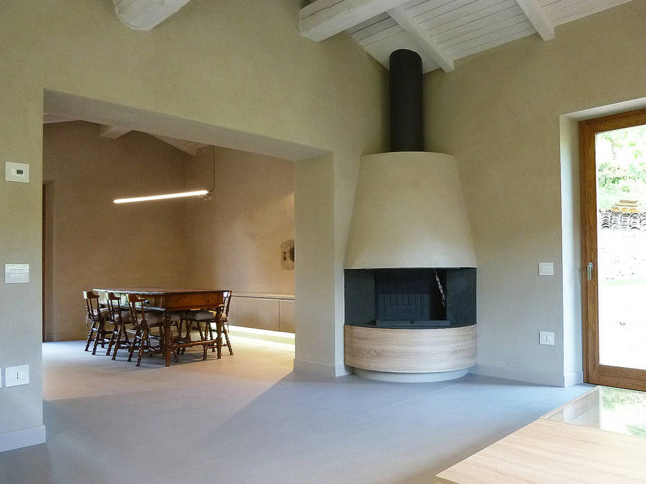 Podere Molino dei Ciliegi, Stefano Zaghini Architetto Stefano Zaghini Architetto ห้องทานข้าว