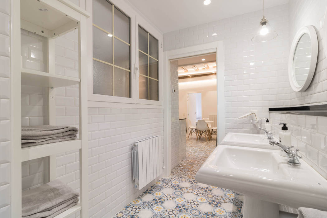 SAGASTA 25, Become a Home Become a Home Scandinavian style bathroom