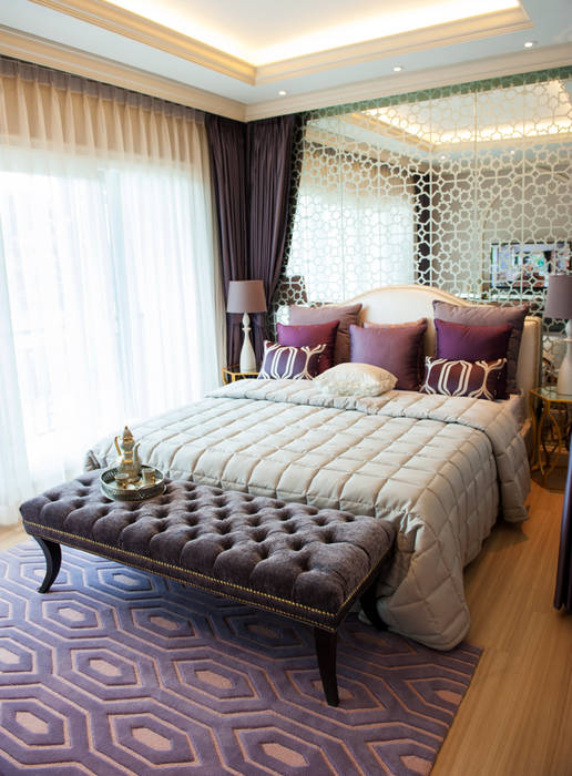 Mirrored Headboard Gracious Luxury Interiors Habitaciones de estilo clásico Purple,Violet,Bedroom,Headboard,Bedroom Bench,Cushions