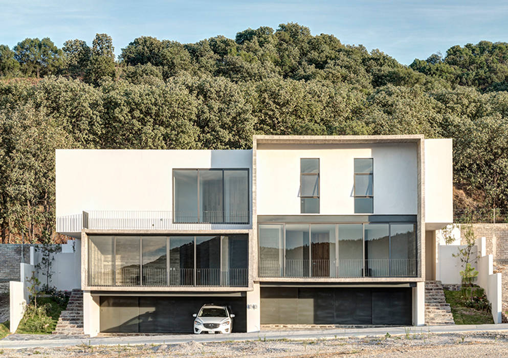 Casas Cuatas en el Fraccionamiento Los Robles Bosque de la Primavera Jalisco, La Desarrolladora La Desarrolladora Casas minimalistas Concreto