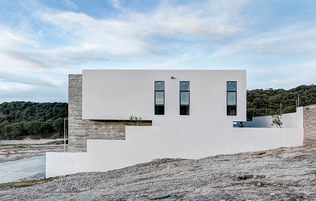 Casas Cuatas en el Fraccionamiento Los Robles Bosque de la Primavera Jalisco, La Desarrolladora La Desarrolladora Casas minimalistas Concreto reforzado