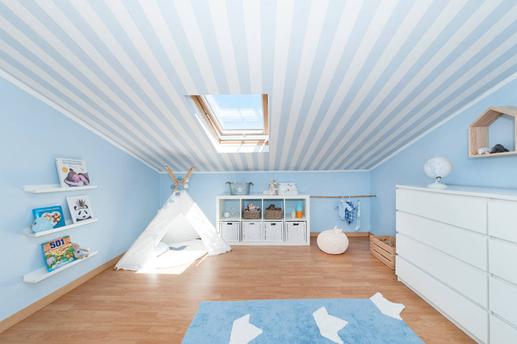 Quarto de bebé - Duarte, This Little Room This Little Room 北欧デザインの 子供部屋