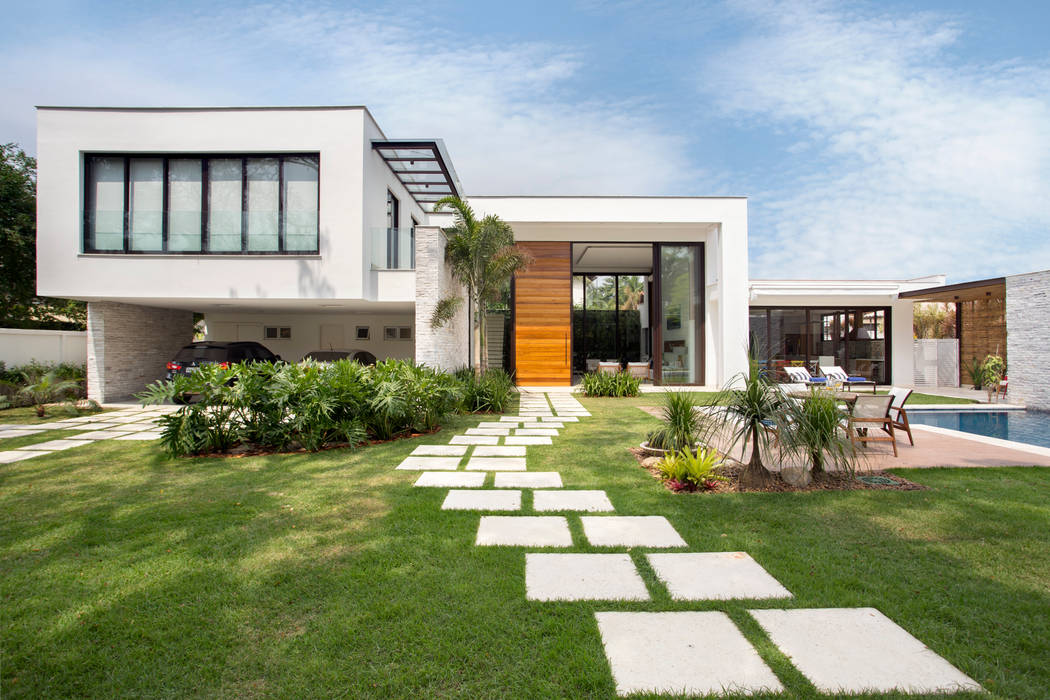 Casa - Fachada homify Casas modernas Vidro