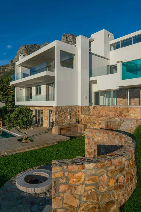 HOUSE I ATLANTIC SEABOARD, CAPE TOWN, MARVIN FARR ARCHITECTS MARVIN FARR ARCHITECTS Moderne huizen