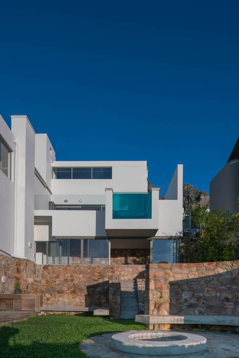 HOUSE I ATLANTIC SEABOARD, CAPE TOWN, MARVIN FARR ARCHITECTS MARVIN FARR ARCHITECTS Piscinas infinitas