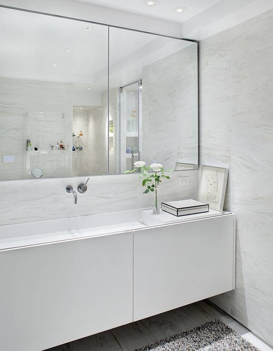NYC, ALDENA ALDENA Ванная комната в стиле минимализм
